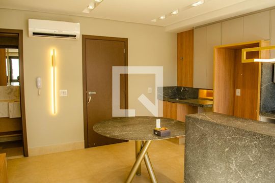 Sala de apartamento para alugar com 2 quartos, 70m² em Setor Marista, Goiânia