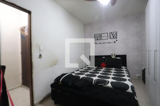 Quarto 2 - Casa 1 de casa à venda com 4 quartos, 237m² em Vila Paulo Silas, São Paulo