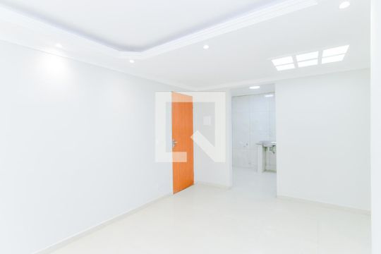 Sala de apartamento para alugar com 2 quartos, 48m² em Vila Galvão, Guarulhos