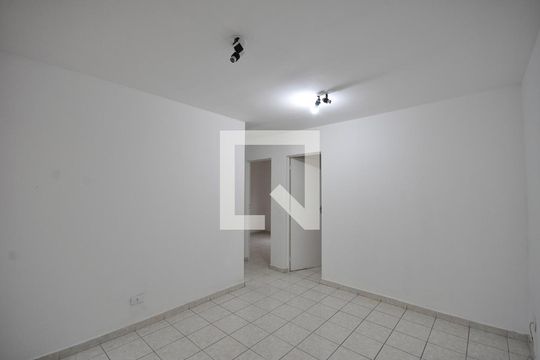 Sala de apartamento para alugar com 2 quartos, 48m² em Jardim Martins Silva, São Paulo