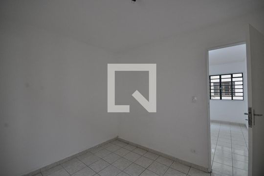Quarto 1 de apartamento para alugar com 2 quartos, 48m² em Jardim Martins Silva, São Paulo