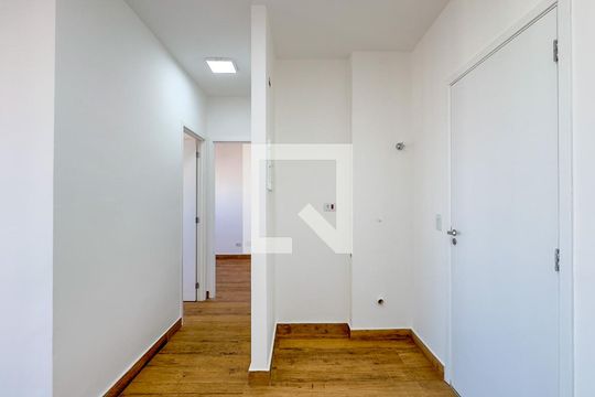 Sala, Cozinha e Área d de apartamento para alugar com 2 quartos, 42m² em Vila das Belezas, São Paulo