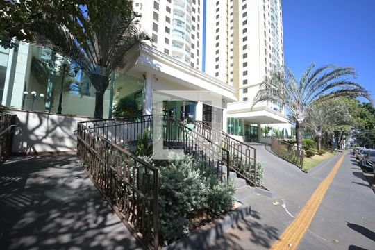 Apartamento para alugar com 3 quartos, 118m² em Serrinha, Goiânia