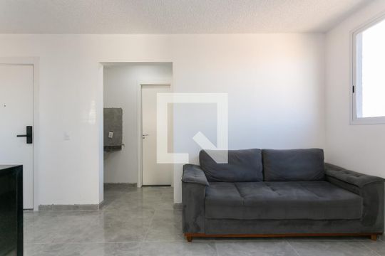 Sala de apartamento para alugar com 2 quartos, 38m² em Cidade Nova São Miguel, São Paulo