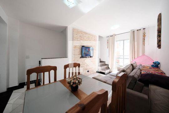 Sala/Cozinha de casa de condomínio à venda com 2 quartos, 119m² em Vila Talarico, São Paulo