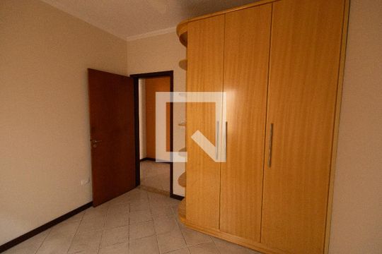Quarto 2 de casa de condomínio para alugar com 4 quartos, 458m² em Residencial Sao Paulo, Jacareí