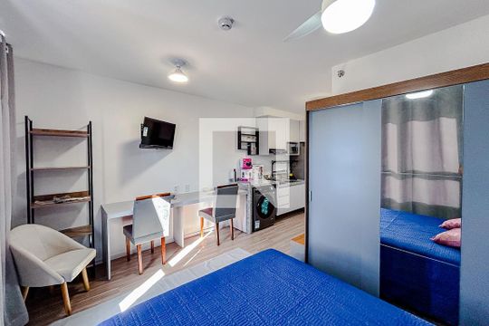 Studio de kitnet/studio para alugar com 1 quarto, 25m² em Penha de França, São Paulo