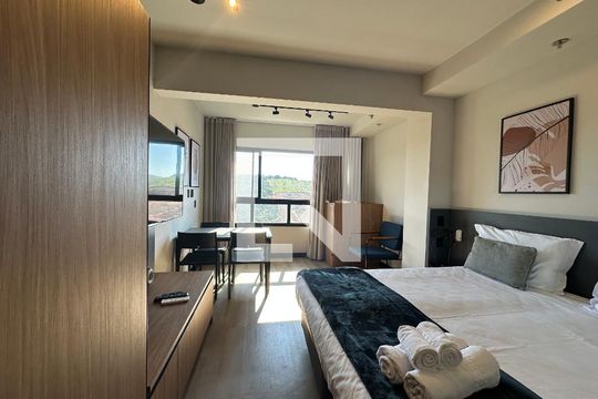 Sala/Quarto de apartamento à venda com 1 quarto, 25m² em Melville Empresarial Ii, Barueri