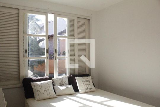 Quarto 1 de casa de condomínio à venda com 3 quartos, 153m² em Pechincha, Rio de Janeiro