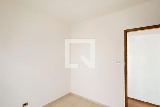 Quarto 1 de casa para alugar com 1 quarto, 65m² em Vila Rio Branco, São Paulo