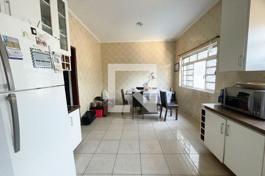 Cozinha de casa à venda com 3 quartos, 300m² em Vila Albertina, São Paulo