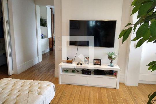 Sala de apartamento à venda com 4 quartos, 234m² em Aclimação, São Paulo