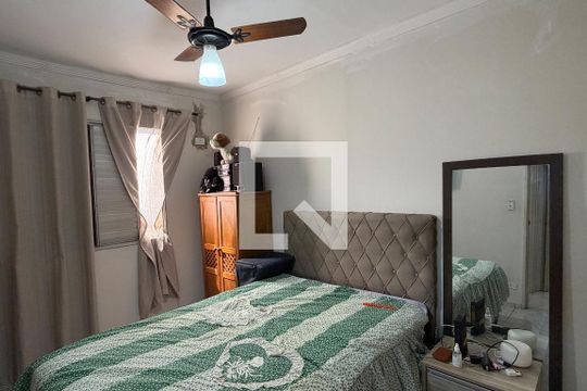 Quarto 1 de apartamento para alugar com 2 quartos, 65m² em Aparecida, Santos
