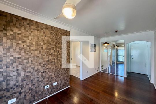 Sala de apartamento à venda com 2 quartos, 51m² em Santo Amaro, São Paulo