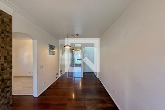 Sala de apartamento à venda com 2 quartos, 51m² em Santo Amaro, São Paulo