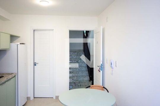 Quarto/Cozinha de kitnet/studio à venda com 1 quarto, 21m² em Centro, Diadema