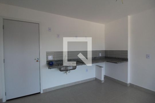 Sala - Cozinha de kitnet/studio à venda com 1 quarto, 32m² em Taquara, Rio de Janeiro