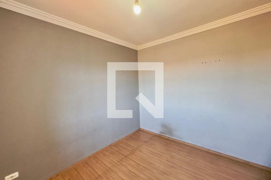 Quarto 2 de apartamento para alugar com 2 quartos, 58m² em Jardim Maria Dirce, Guarulhos