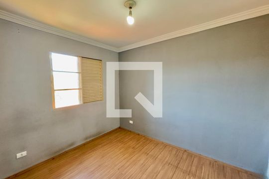 Quarto 2 de apartamento para alugar com 2 quartos, 58m² em Jardim Maria Dirce, Guarulhos
