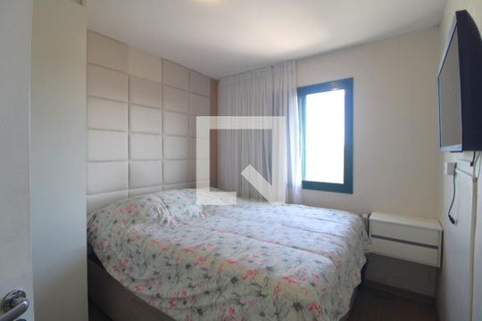 Quarto 1 de apartamento à venda com 2 quartos, 57m² em Interlagos, São Paulo