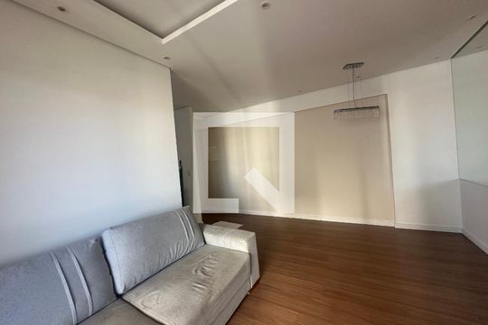 Sala de apartamento para alugar com 2 quartos, 72m² em Bethaville I, Barueri