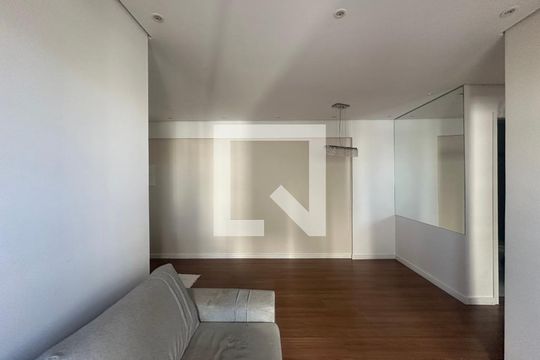 Sala de apartamento para alugar com 2 quartos, 72m² em Bethaville I, Barueri