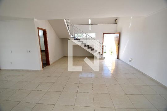 Casa à venda com 5 quartos, 200m² em Jardim do Sol, Campinas
