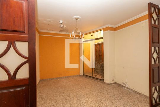 Copa de casa à venda com 3 quartos, 200m² em Vila Madalena, Campinas