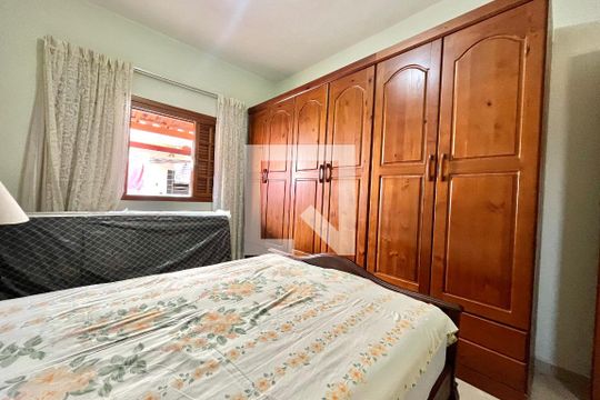 Suite de casa à venda com 3 quartos, 275m² em Vila da Saúde, São Paulo