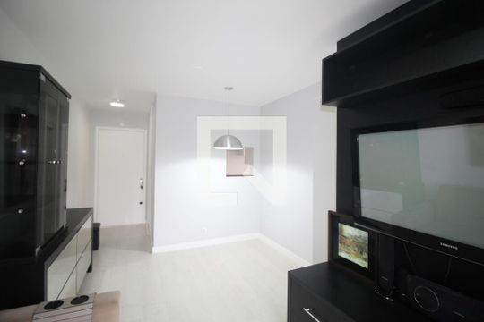 Sala de apartamento para alugar com 2 quartos, 60m² em Protásio Alves, Porto Alegre