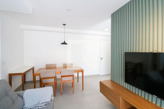 Apartamento para alugar com 2 quartos, 62m² em Chácara Santo Antônio, São Paulo