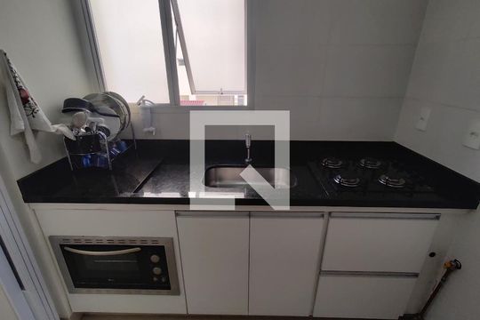Cozinha de apartamento para alugar com 3 quartos, 86m² em Vila Industrial, Campinas