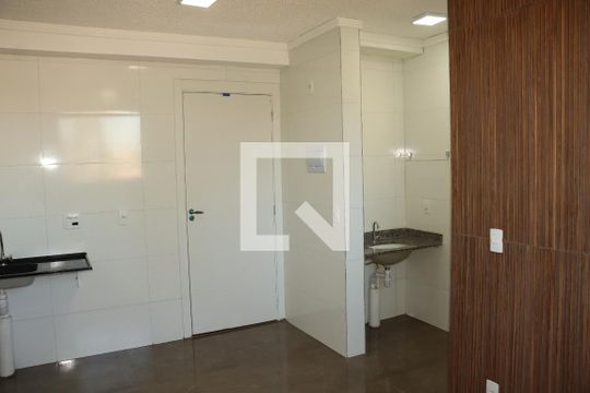 Apartamento para alugar com 2 quartos, 38m² em Cidade São Mateus, São Paulo
