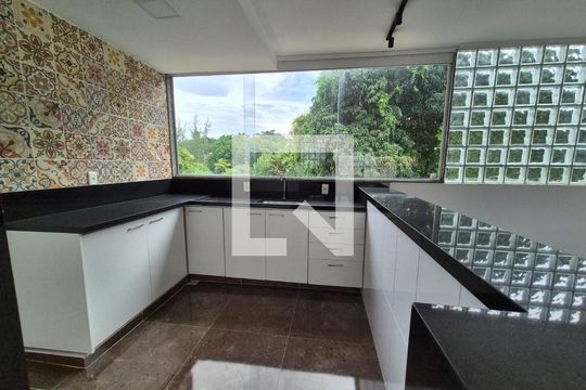 Casa de Condomínio à venda com 5 quartos, 300m² em Taquara, Rio de Janeiro