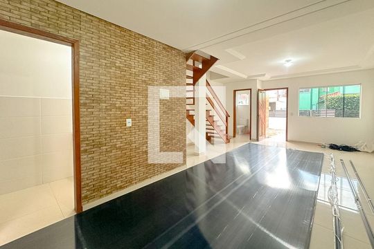 Sala/Cozinha de casa para alugar com 2 quartos, 80m² em Ingleses Norte, Florianópolis