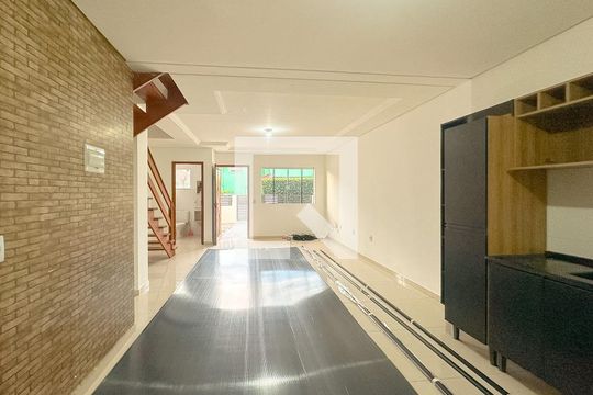 Sala/Cozinha de casa para alugar com 2 quartos, 80m² em Ingleses Norte, Florianópolis