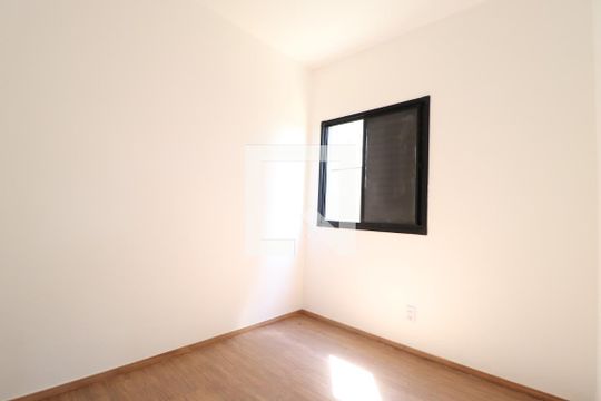 Quarto 1 de apartamento para alugar com 2 quartos, 55m² em Shopping Park, Uberlândia
