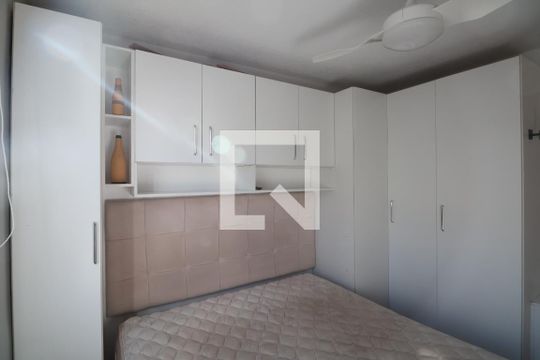 Quarto 1 de apartamento para alugar com 2 quartos, 49m² em São José, Canoas