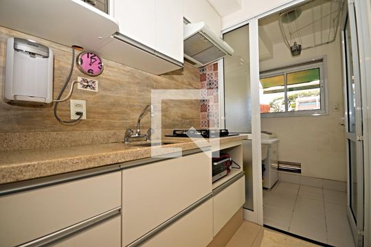 Banheiro de apartamento à venda com 1 quarto, 87m² em Jardim Leonor, São Paulo
