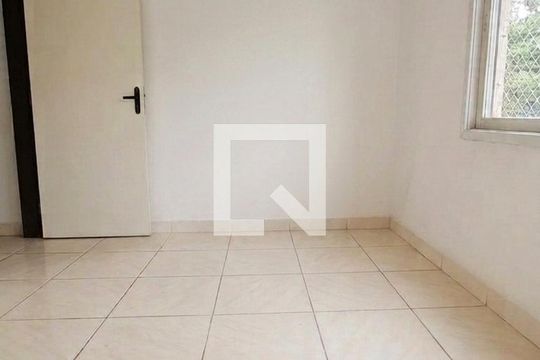 Quarto 2 de apartamento para alugar com 2 quartos, 60m² em Cavalhada, Porto Alegre