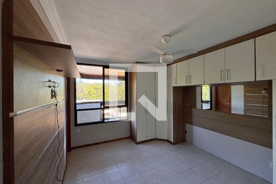 Suíte de apartamento para alugar com 2 quartos, 115m² em Recreio dos Bandeirantes, Rio de Janeiro