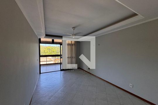 Sala de apartamento para alugar com 2 quartos, 115m² em Recreio dos Bandeirantes, Rio de Janeiro