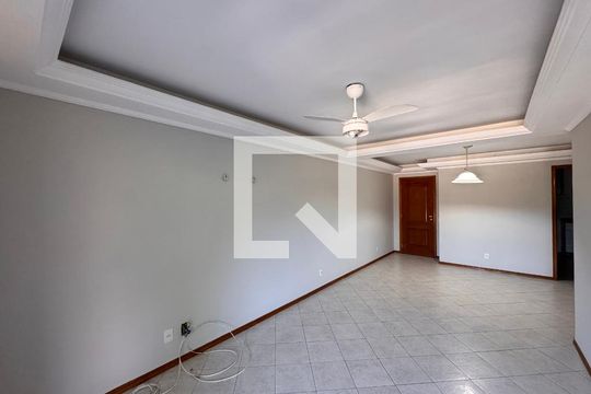 Sala de apartamento para alugar com 2 quartos, 115m² em Recreio dos Bandeirantes, Rio de Janeiro