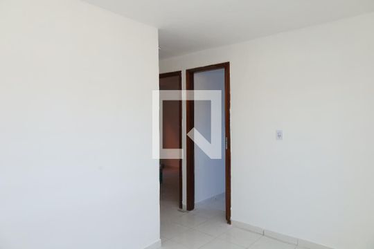 Sala de apartamento para alugar com 2 quartos, 54m² em Conjunto Habitacional Santa Etelvina Ii, São Paulo