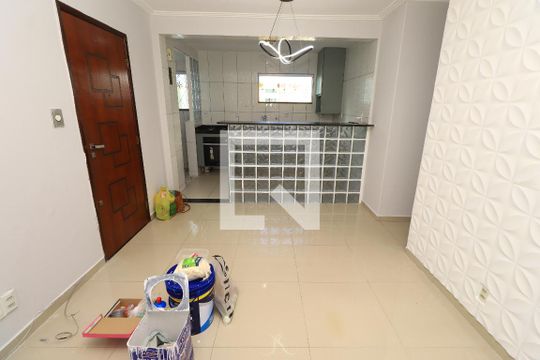 Apartamento para alugar com 3 quartos, 68m² em Resgate, Salvador