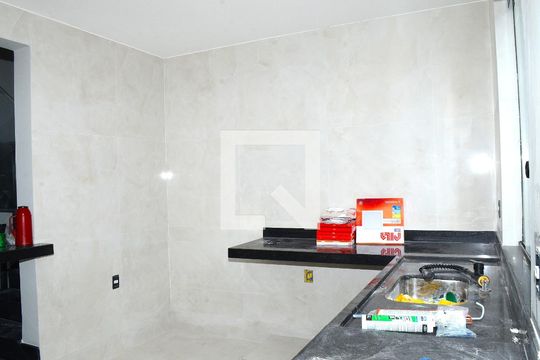 Cozinha de casa à venda com 2 quartos, 100m² em Jardim Vitoria, Belo Horizonte