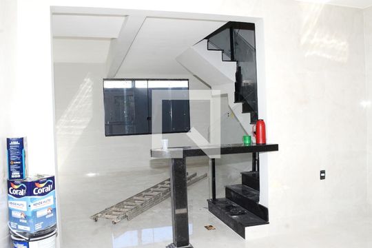 Cozinha de casa à venda com 2 quartos, 100m² em Jardim Vitoria, Belo Horizonte