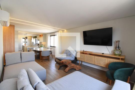 Sala de apartamento à venda com 4 quartos, 164m² em Cabral, Curitiba