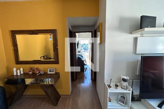 Corredor de apartamento à venda com 2 quartos, 65m² em Engenho de Dentro, Rio de Janeiro