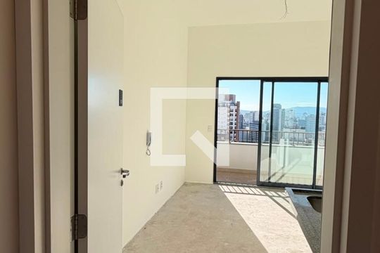Sala/Quarto de kitnet/studio à venda com 1 quarto, 23m² em Consolação, São Paulo